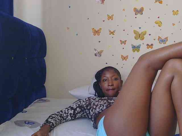 KittyKissess