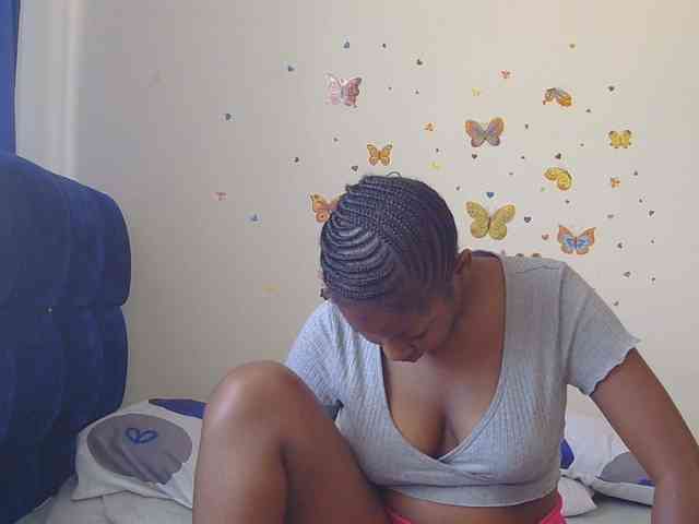 KittyKissess