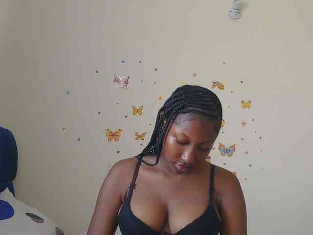 KittyKissess KittyKissess