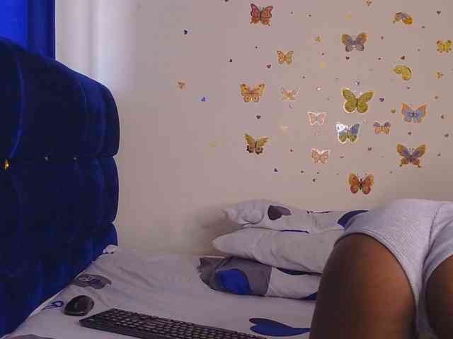 KittyKissess