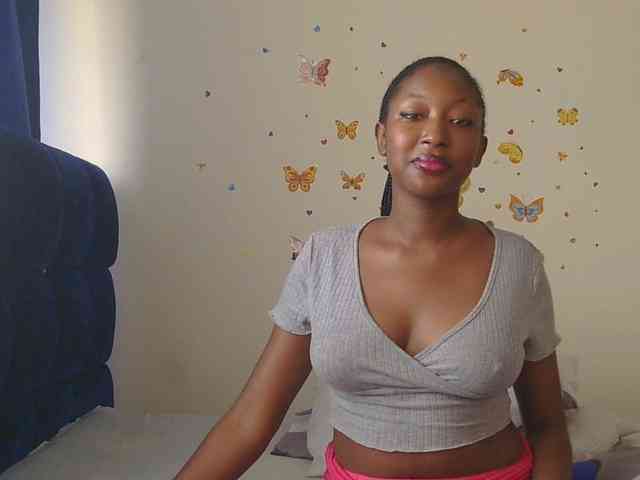 KittyKissess