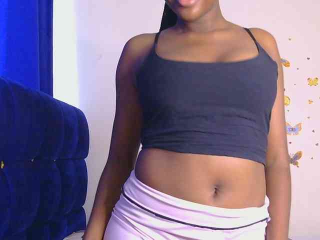 KittyKissess webcam