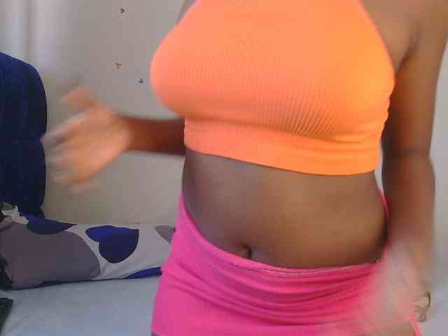 KittyKissess