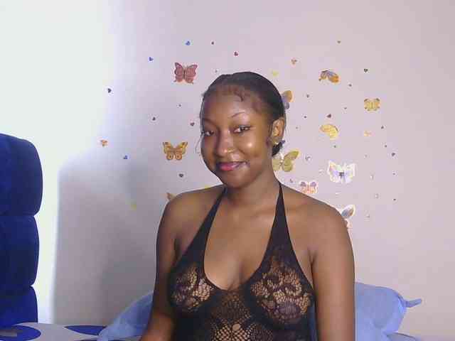 KittyKissess