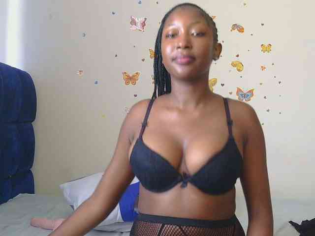 KittyKissess