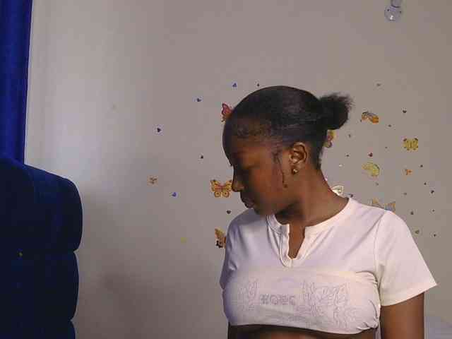 KittyKissess