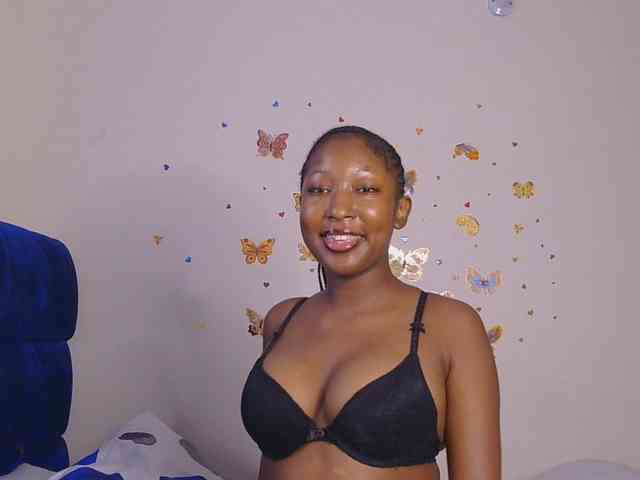 KittyKissess