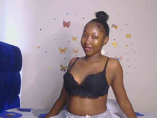 KittyKissess