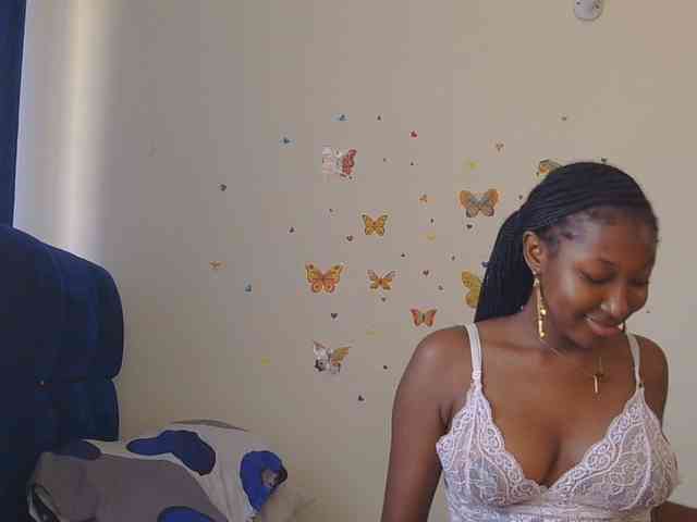 Modella: KittyKissess