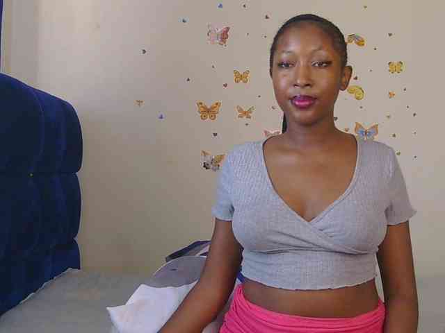 KittyKissess
