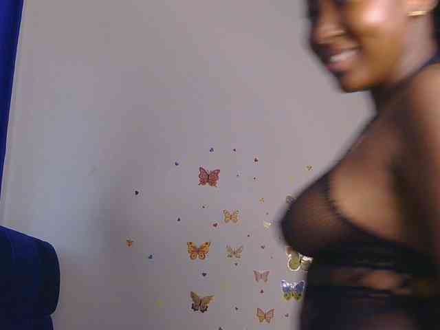 KittyKissess