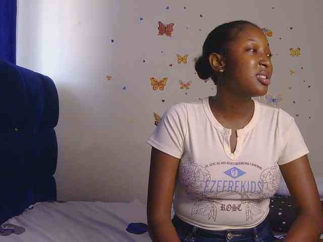 KittyKissess