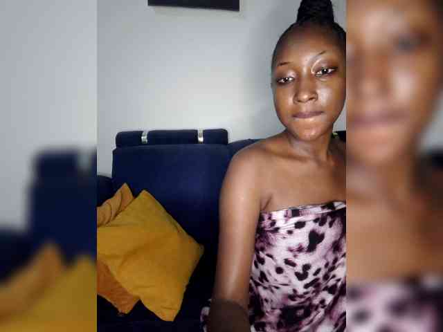 KittyKissess KittyKissess