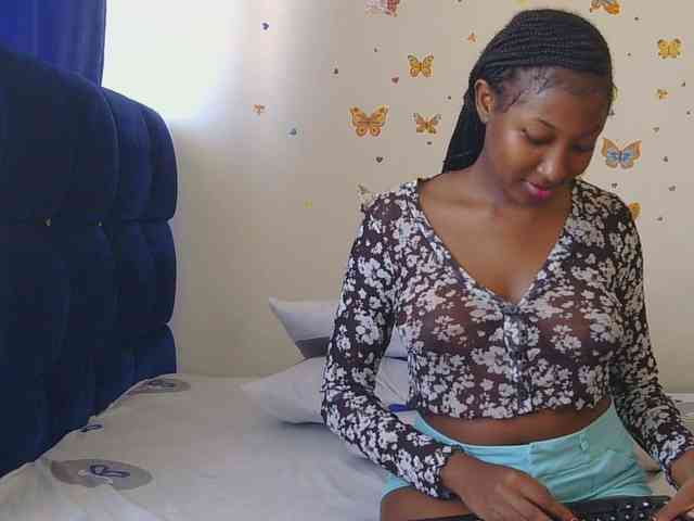 KittyKissess