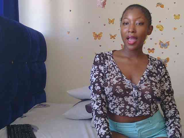 KittyKissess