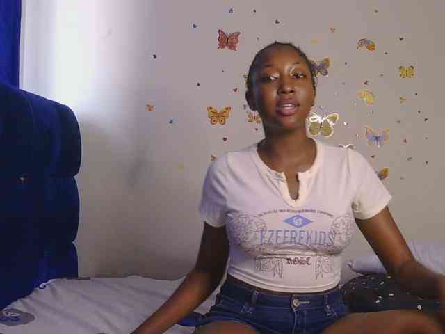 KittyKissess