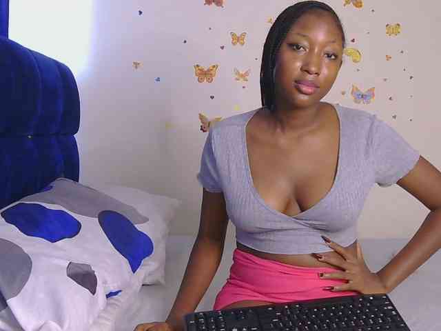 KittyKissess