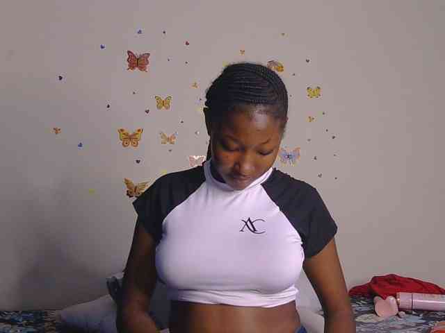 KittyKissess