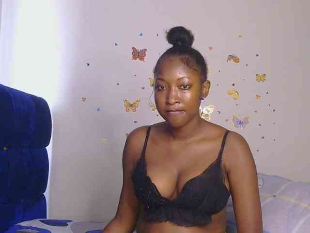 KittyKissess