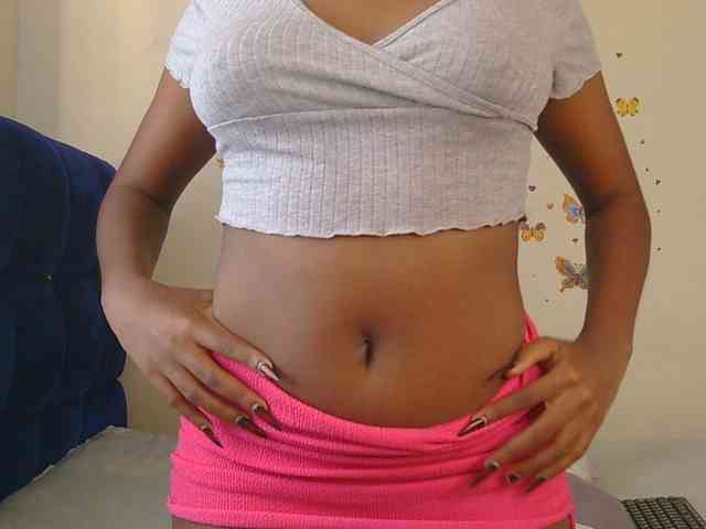 KittyKissess webcam