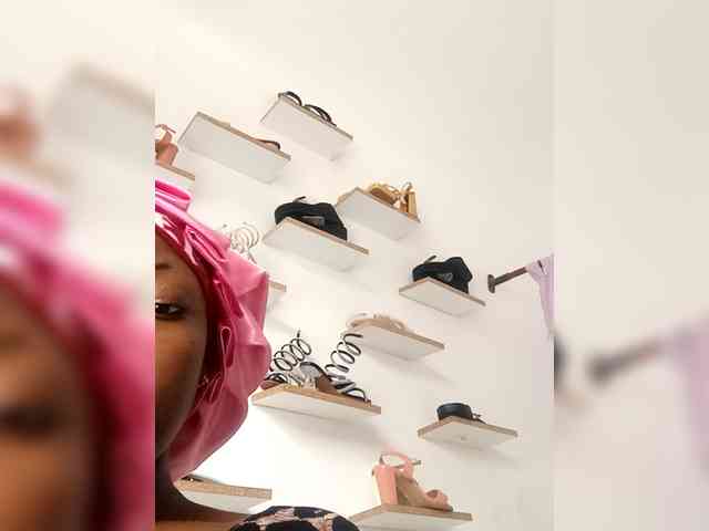 KittyKissess