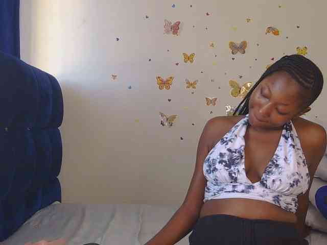 KittyKissess