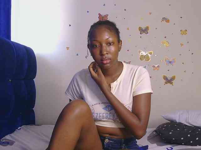 KittyKissess