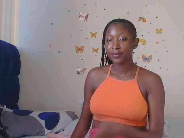 KittyKissess