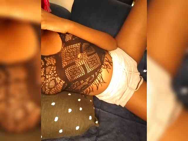 KittyKissess