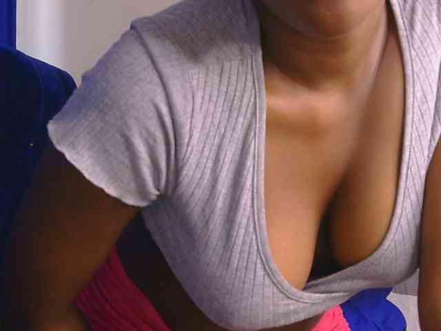 KittyKissess
