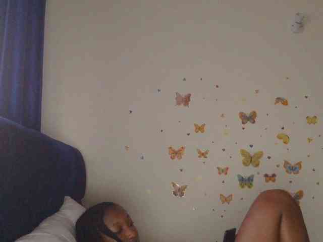 KittyKissess webcam