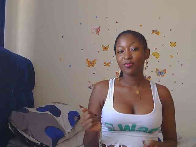 KittyKissess