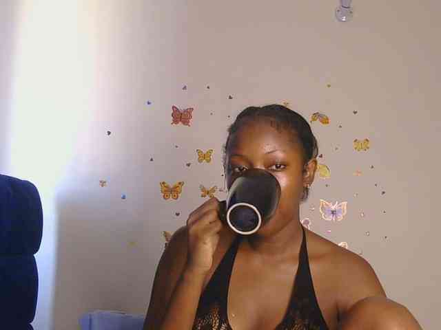 KittyKissess