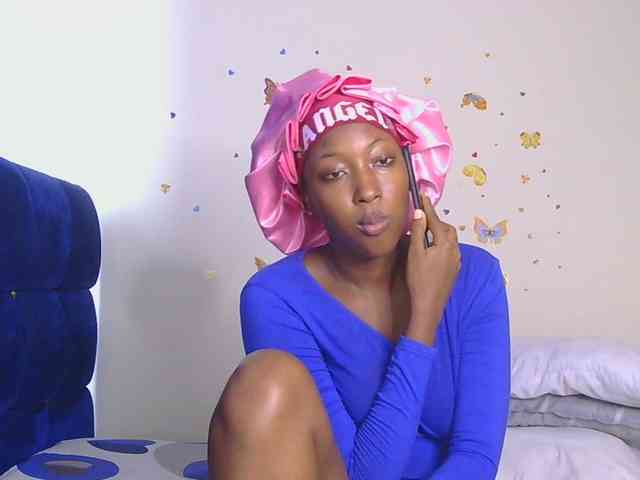 KittyKissess