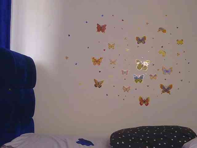 KittyKissess webcam