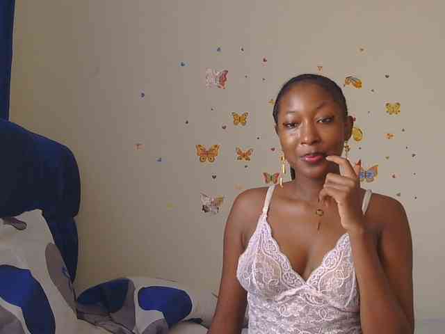 KittyKissess
