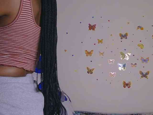 KittyKissess webcam
