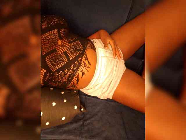 KittyKissess