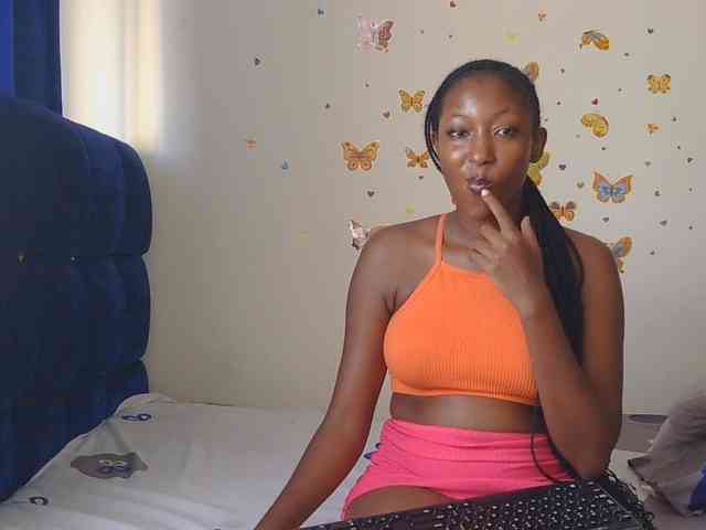KittyKissess