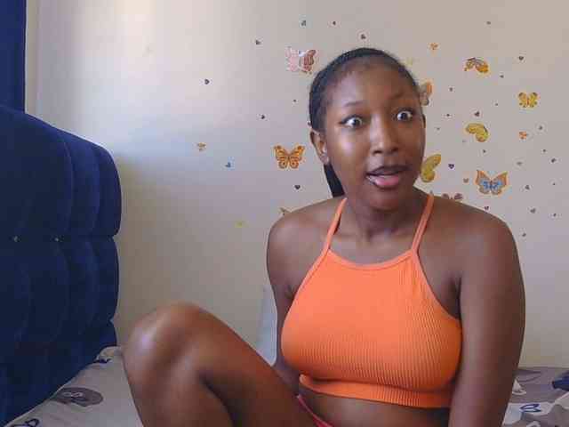KittyKissess