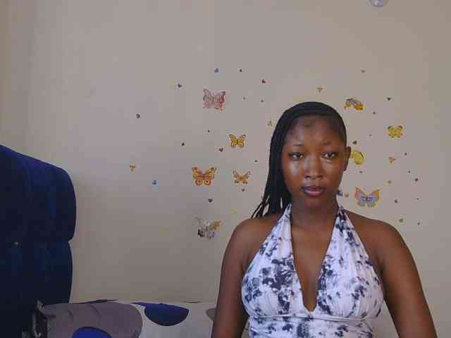 KittyKissess webcam