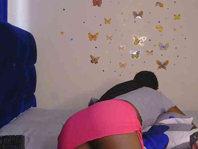KittyKissess
