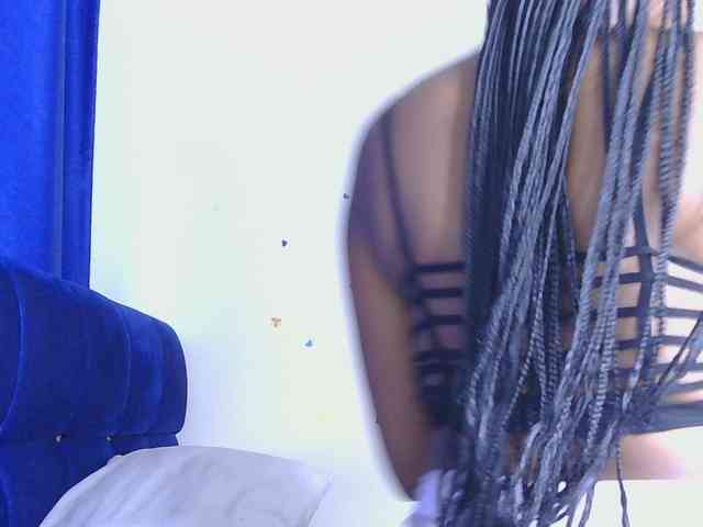 KittyKissess webcam
