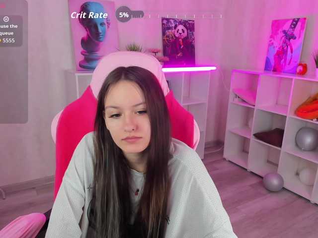 Golden-Whisper live cam on BongaCams