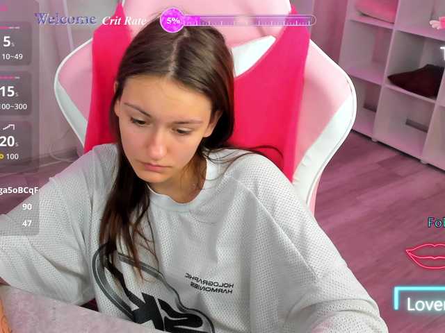 Golden-Whisper live cam on BongaCams