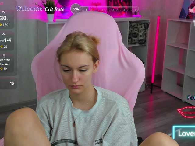 Golden-Whisper live cam on BongaCams