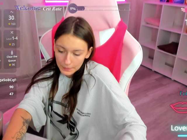 Golden-Whisper live cam on BongaCams