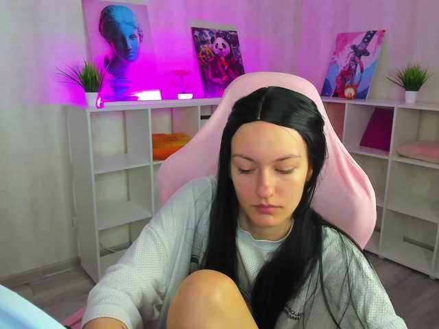 Golden-Whisper live cam on BongaCams