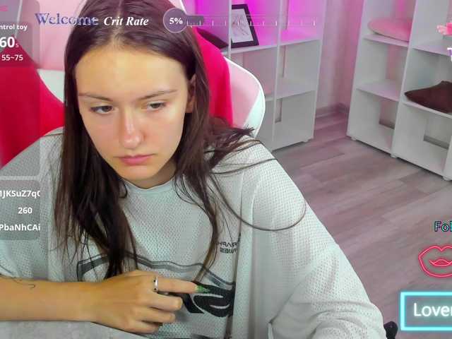 Golden-Whisper live cam on BongaCams