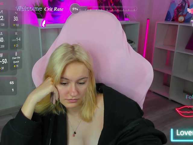 Golden-Whisper live cam on BongaCams